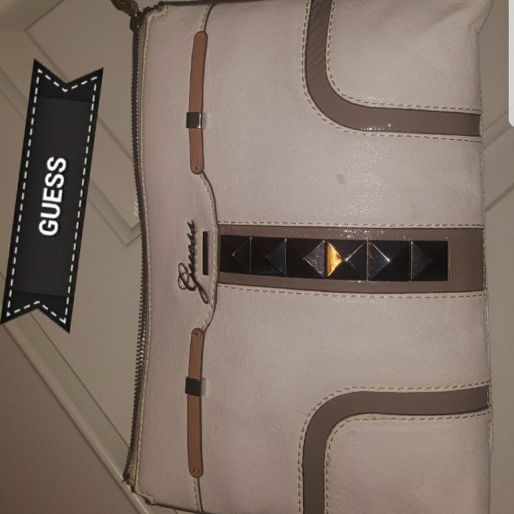 Wristlet
